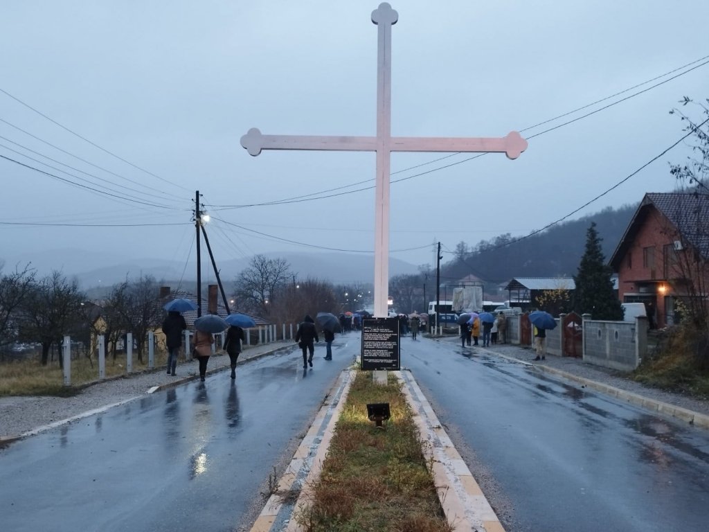 Narod na barikadama na sjeveru KiM: Situacija mirna, ali napeta