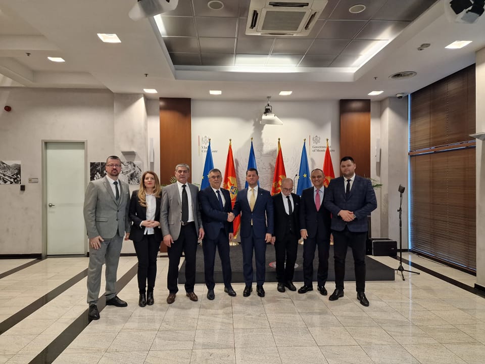 Kovačević: Postignut dogovor sa Toščelikom; EPCG kupuje Željezaru!