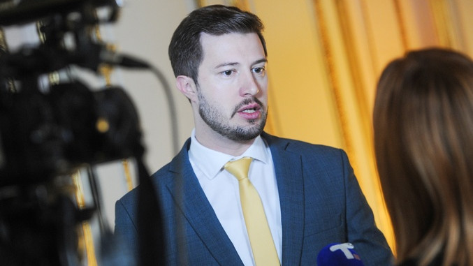 Surlić: Najnoviji potezi Aljbina Kurtija uvod za novu krizu na Kosmetu