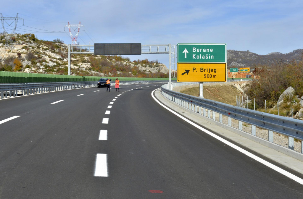 Auto-putem od otvaranja prošlo blizu 1,09 miliona vozila