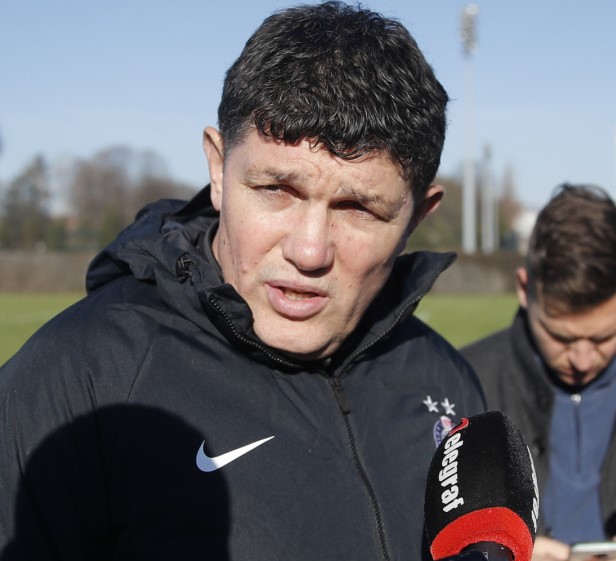 Petrić na prozivci: Igrajte za sebe i svoje porodice