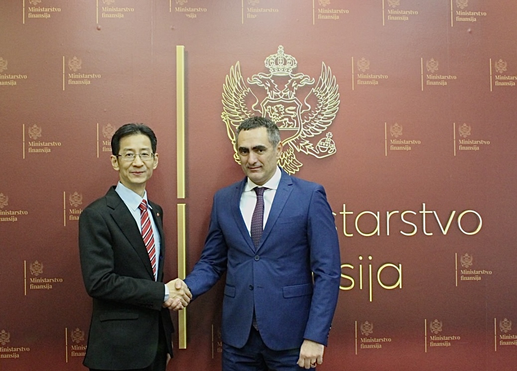 Damjanović se sastao sa ambasadorom Kunom: Kina snažan kulturni i ekonomski partner Crne Gore