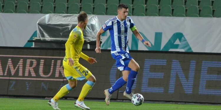 Petar Grbić po treći put u Budućnosti