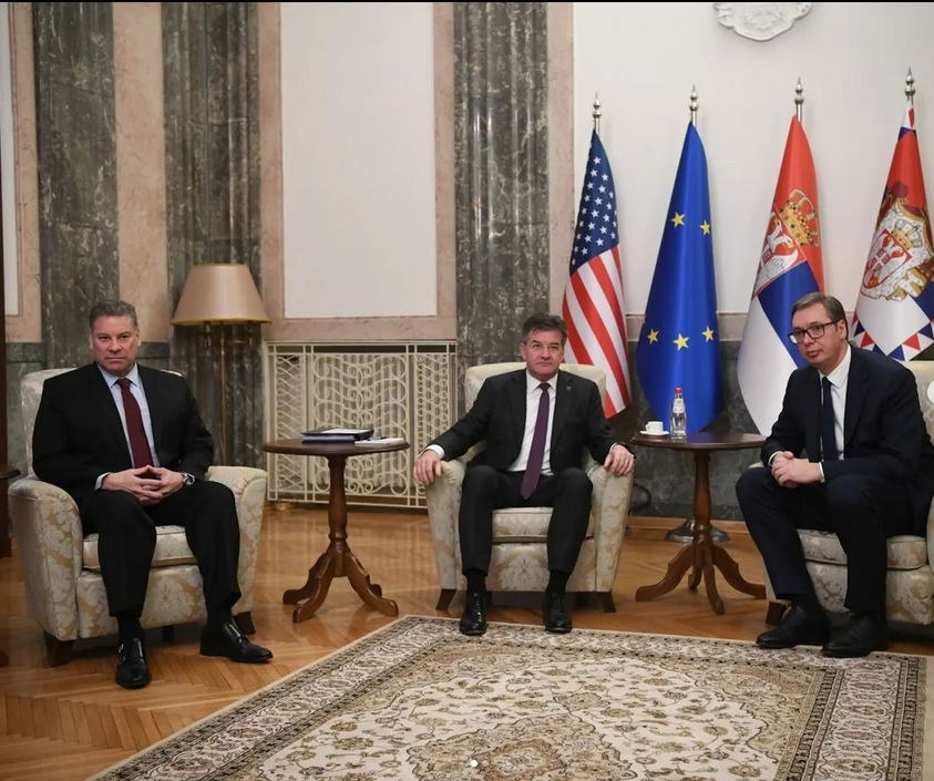 Završen sastanak Vučića sa Lajčakom i Eskobarom: Američki zvaničnik ostao pola sata duže!
