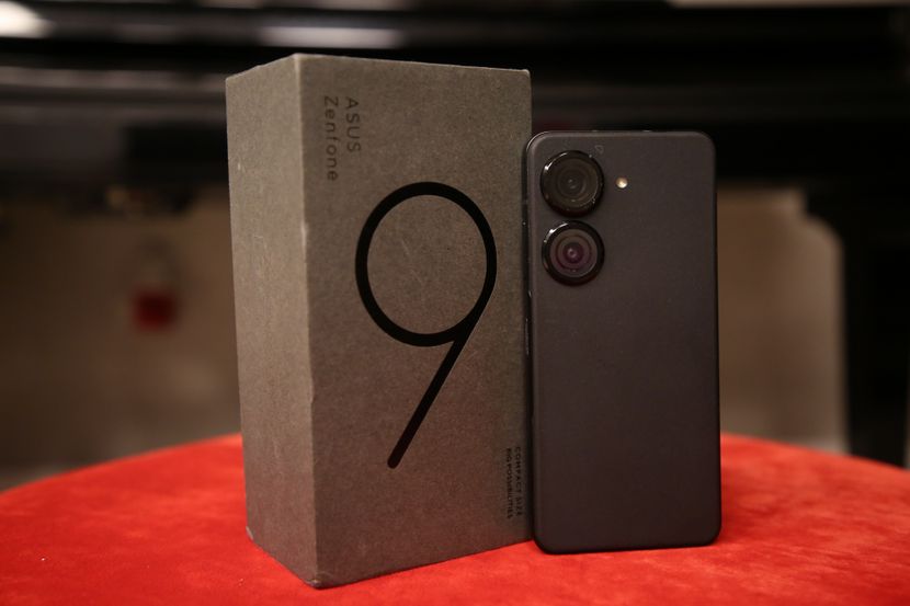 Asus Zenfone 9: Kompaktna zvijer izvanrednih performansi