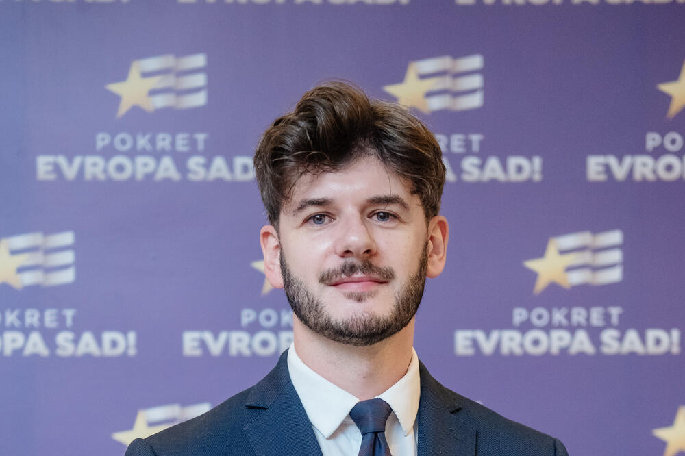 Čarapić: Je li poraznije što se ne krije da je Đukanović bio šef kriminalnih djelova policije ili što je “uhvatio” Dritana i odbranio izbornu volju „Kavčana“?