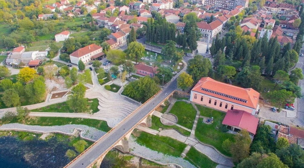 Danilovgrad: Jedna osoba uhapšena zbog oružja; U lokalu pronađen kokain