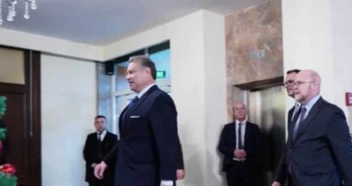 Eskobar bez komentara na situaciju na Kosmetu