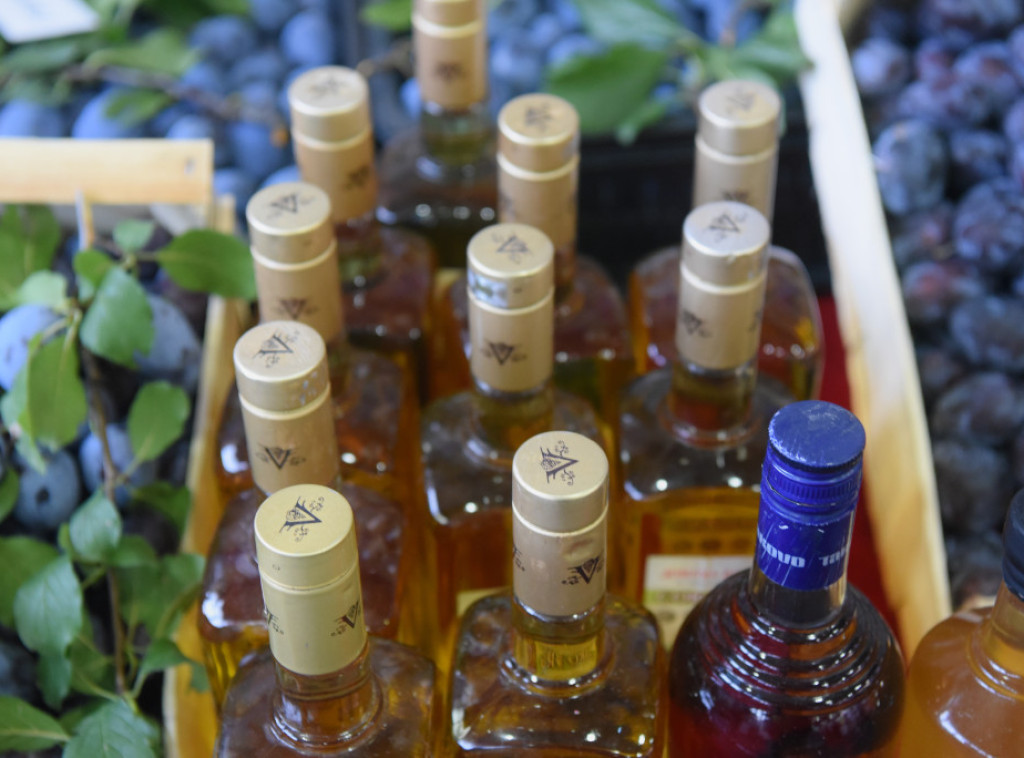 Šljivovica upisana na Uneskovu listu nematerijalnog kulturnog nasleđa čovječanstva
