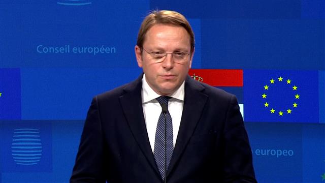 Varhelji priznao: Proces dijaloga Beograda i Prištine treba da se završi priznavanjem nezavisnosti tzv. Kosova od strane Srbije!