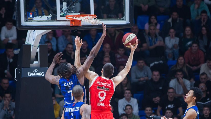 Po notama Kampaca: Zvezda se prošetala Podgoricom