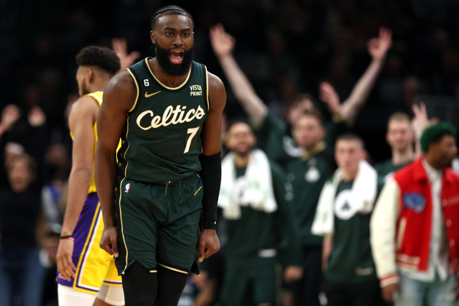 NBA: Malo i 41 poen Lebrona, Bogijevi Hoksi tonu, Vučević sjajan