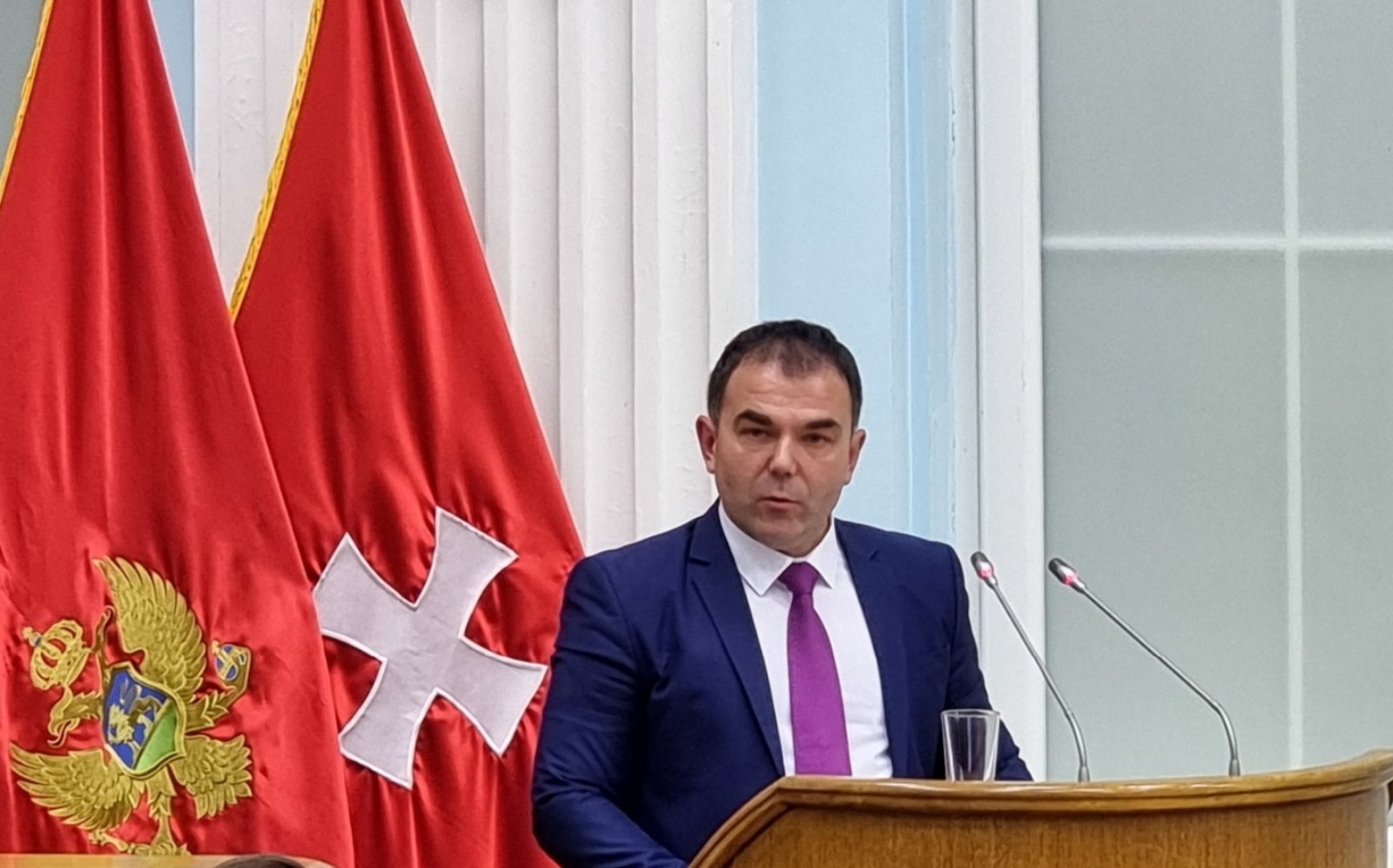 Đurašković čestitao Badnji dan i Božić: Neka ovi blagi dani budu simbol radosti i života