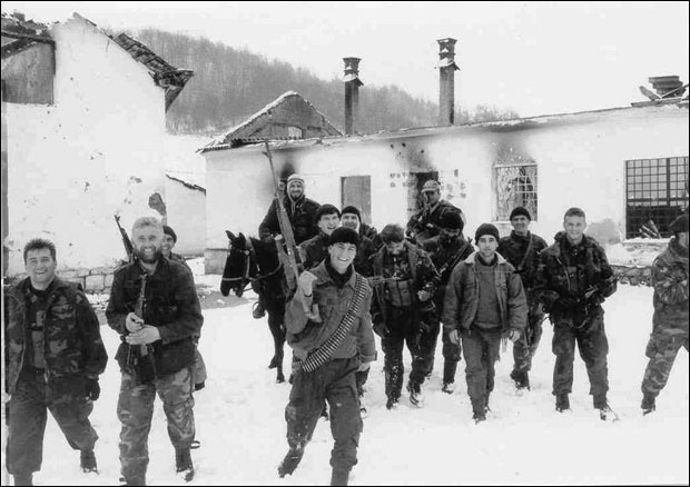 Ne drhti čiko, silno ubodi, Mir Božiji – Hristos se rodi! (da se ne zaboravi krvavi Božić u Kravici ’93)