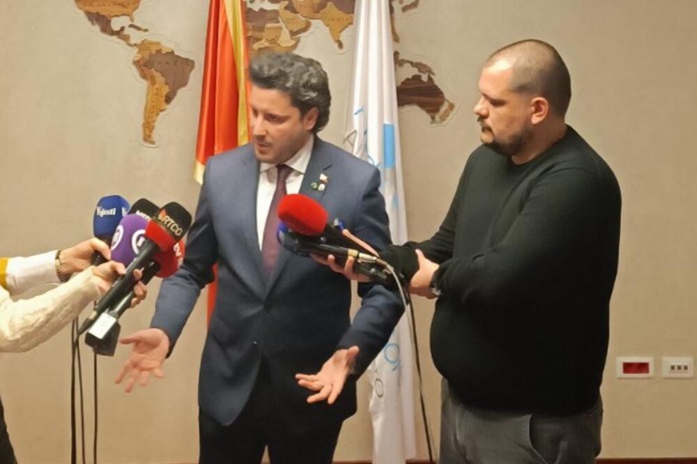 Abazović: Razmišljamo o trećem aerodromu