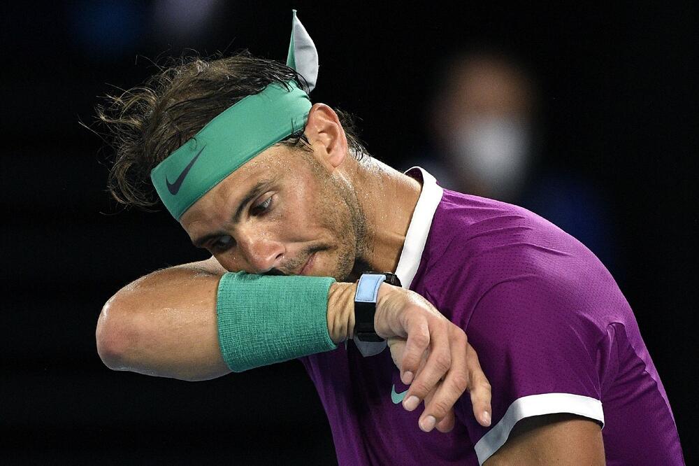 Nadal zbog povrede dva mjeseca van terena
