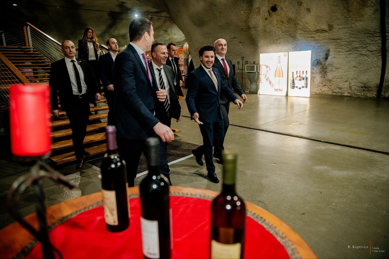 Abazović posjetio Plantaže: Vlada podržava kompaniju da proširi asortiman i da ne proizvodi samo vina