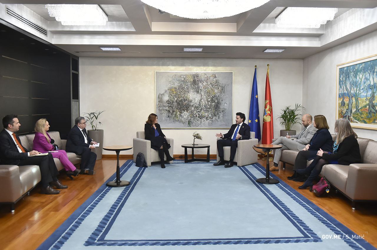 Abazović sa ambasadorima Kvinte: Apel svim političkim subjektima da pokažu zrelost prilikom izbora sudija Ustavnog suda