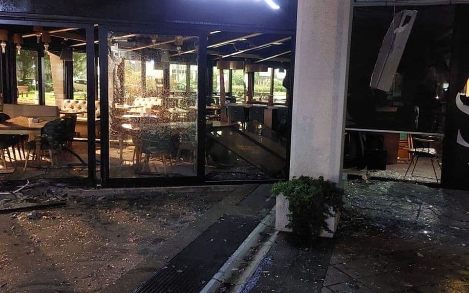 Rasvijetljen bombaški napad na lokal „Salvador“, uhapšena jedna osoba