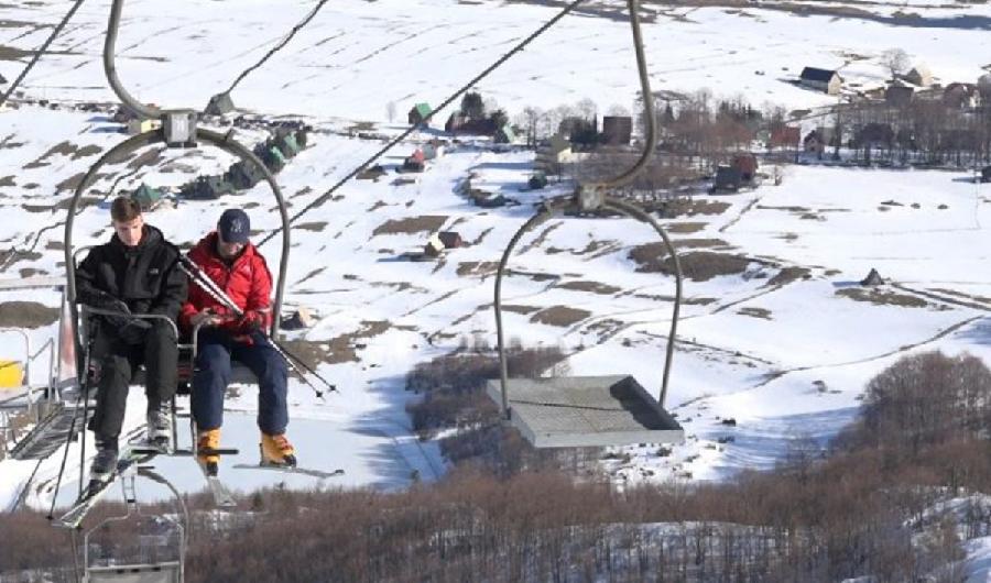 Još uvijek nema dovoljno snijega na skijalištu na Žabljaku, gosti otkazuju dolazak