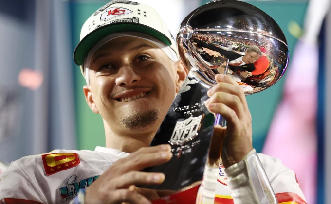 Patrik Mahoms MVP Superboula
