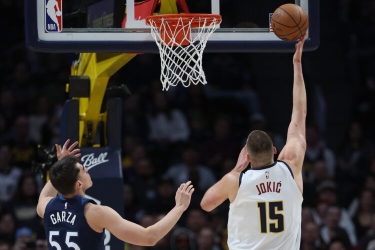 NBA: Jokić tripl-dabl do poluvremena, odlična partija Bogdanovića