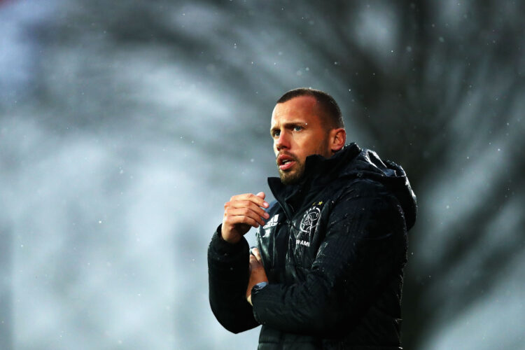 Van der Sar: Heitinga do kraja sezone vodi Ajaks
