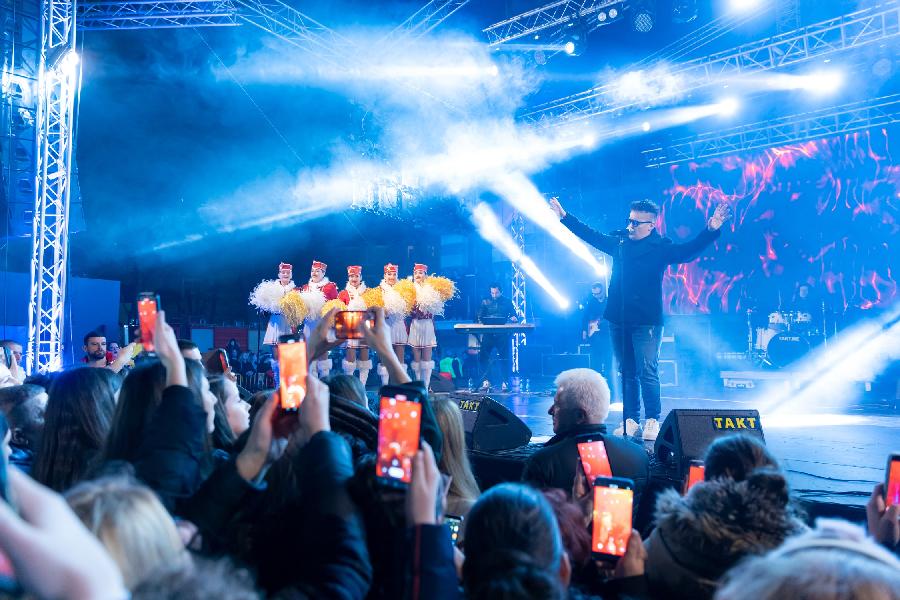 Herceg Novi: Oko 15 hiljada posjetilaca na otvaranju Praznika mimoze