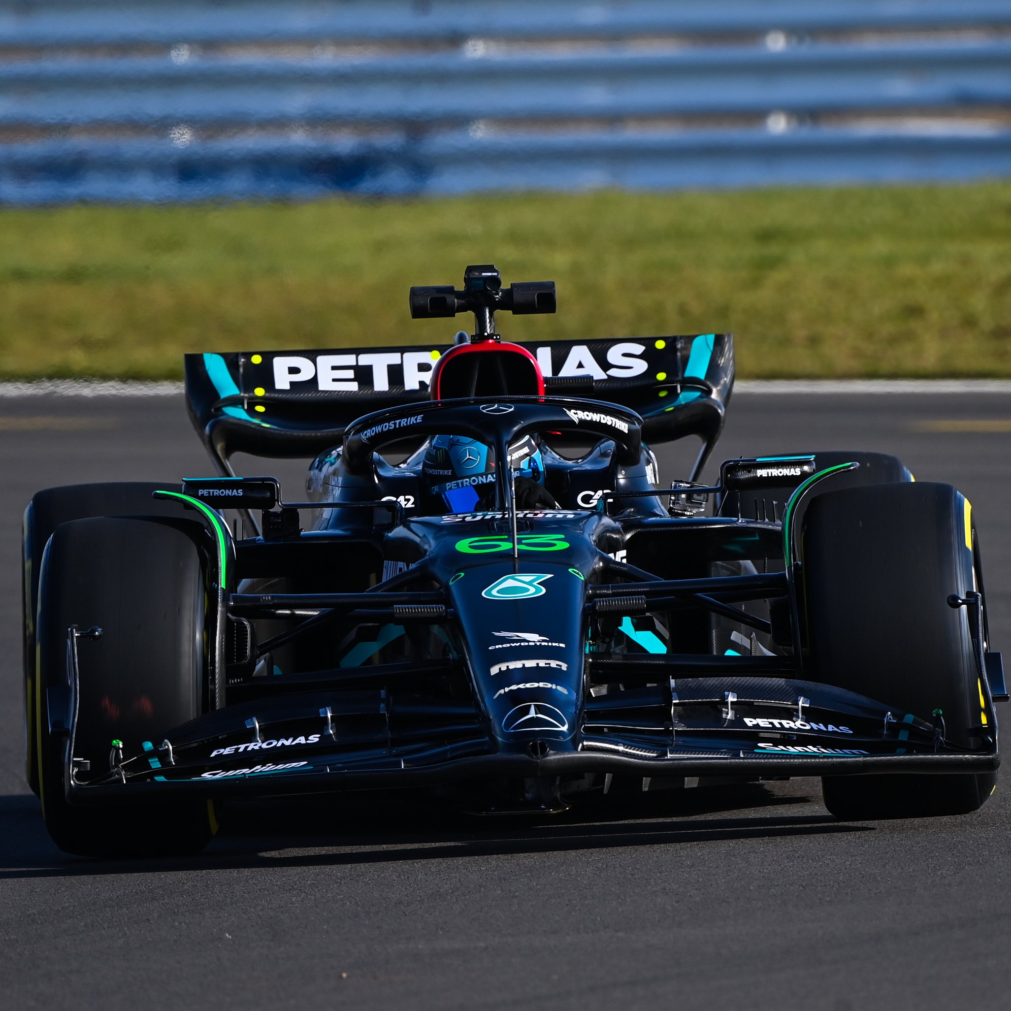 Formula 1: Rasel prvi provozao novi Mercedes na stazi u Silverstonu