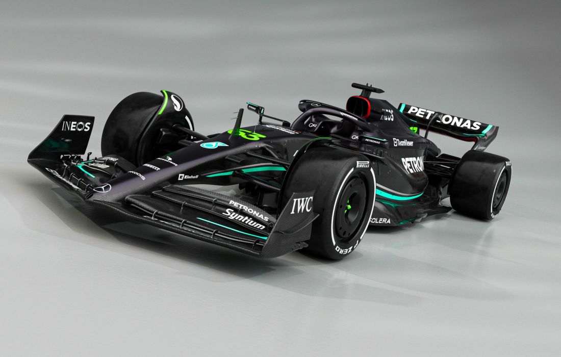 Formula 1: Mercedes prikazao svoj novi i crni W14