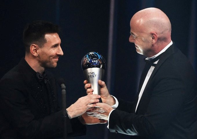 FIFA: Mesi najbolji u 2022. godini, Skaloni najbolji trener