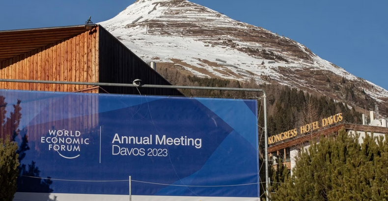 DAVOS, MOĆ, ETIKA