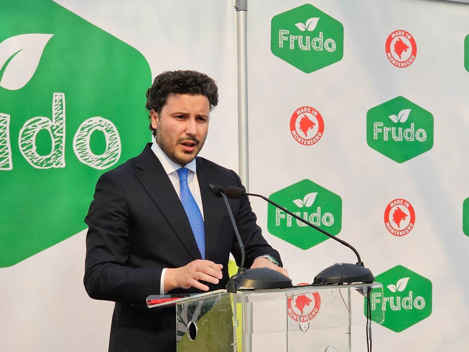 Otvorena fabrika za preradu voća u Tuzima