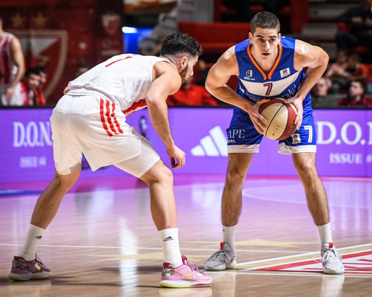 Na utakmicu Mornar – Crvena zvezda za 15 evra