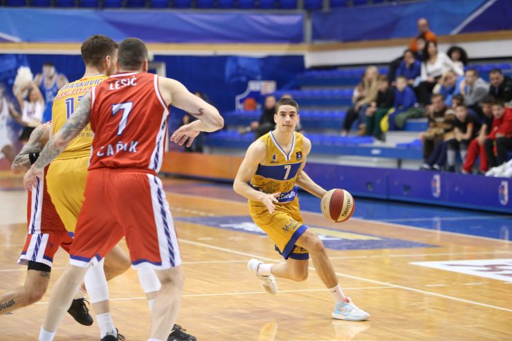 Živanović vodio Mornar do pobjede vrijedne opstanka