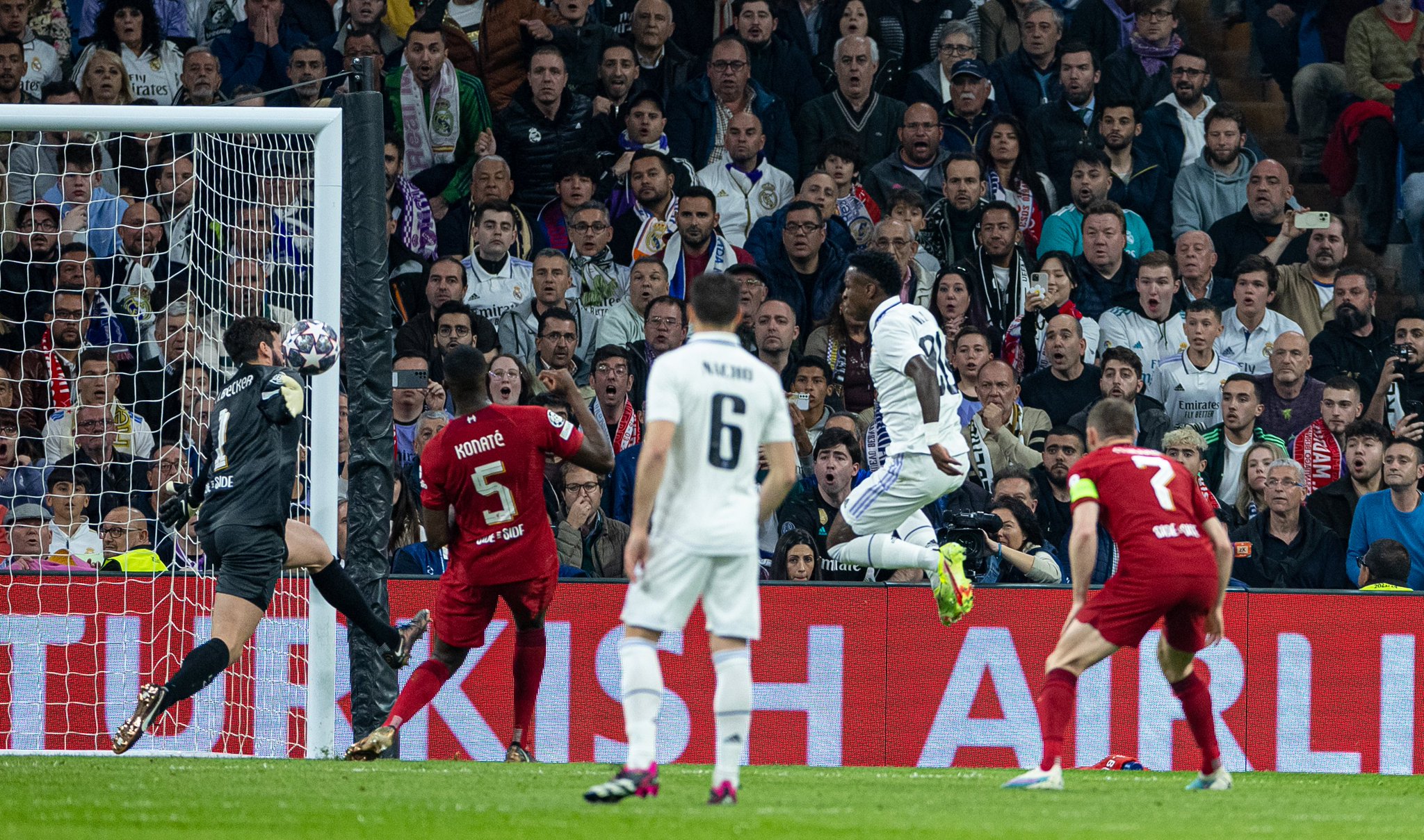 Benzema potpisao Realov jubilej: Osimen potopio Ajntraht