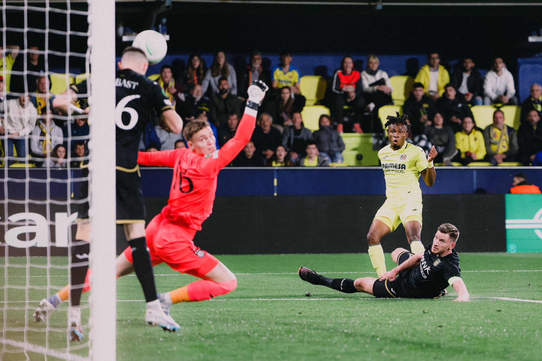 Liga konferencija: Anderleht šokirao Viljareal, Alkmar izbacio Lacio, Vest Hem i Nica ubjedljivi
