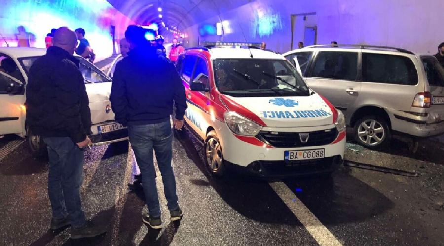 Udes na auto-putu Princeza Ksenija