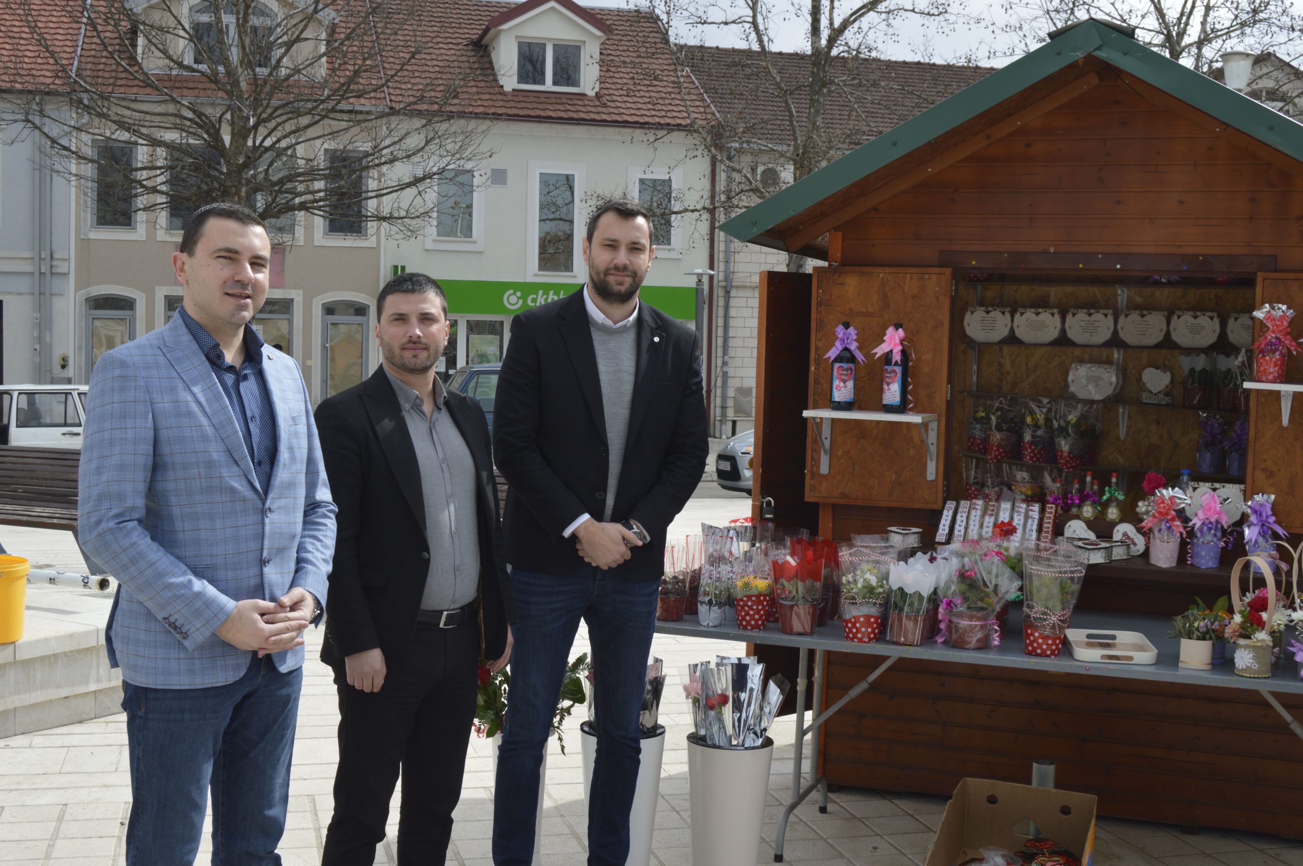 U Nikšiću otvoren Osmomartovski bazar