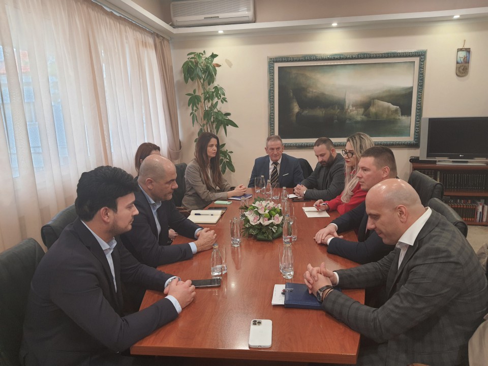 Božović: Budva ponovo spremna da ustupi plac za gradnju stanova zaposlenih u MUP-u i UP
