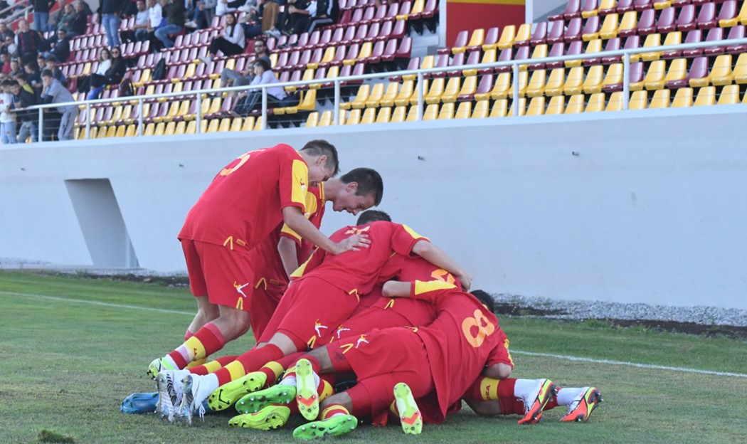 Crnogorski pioniri na pripremama u Baru