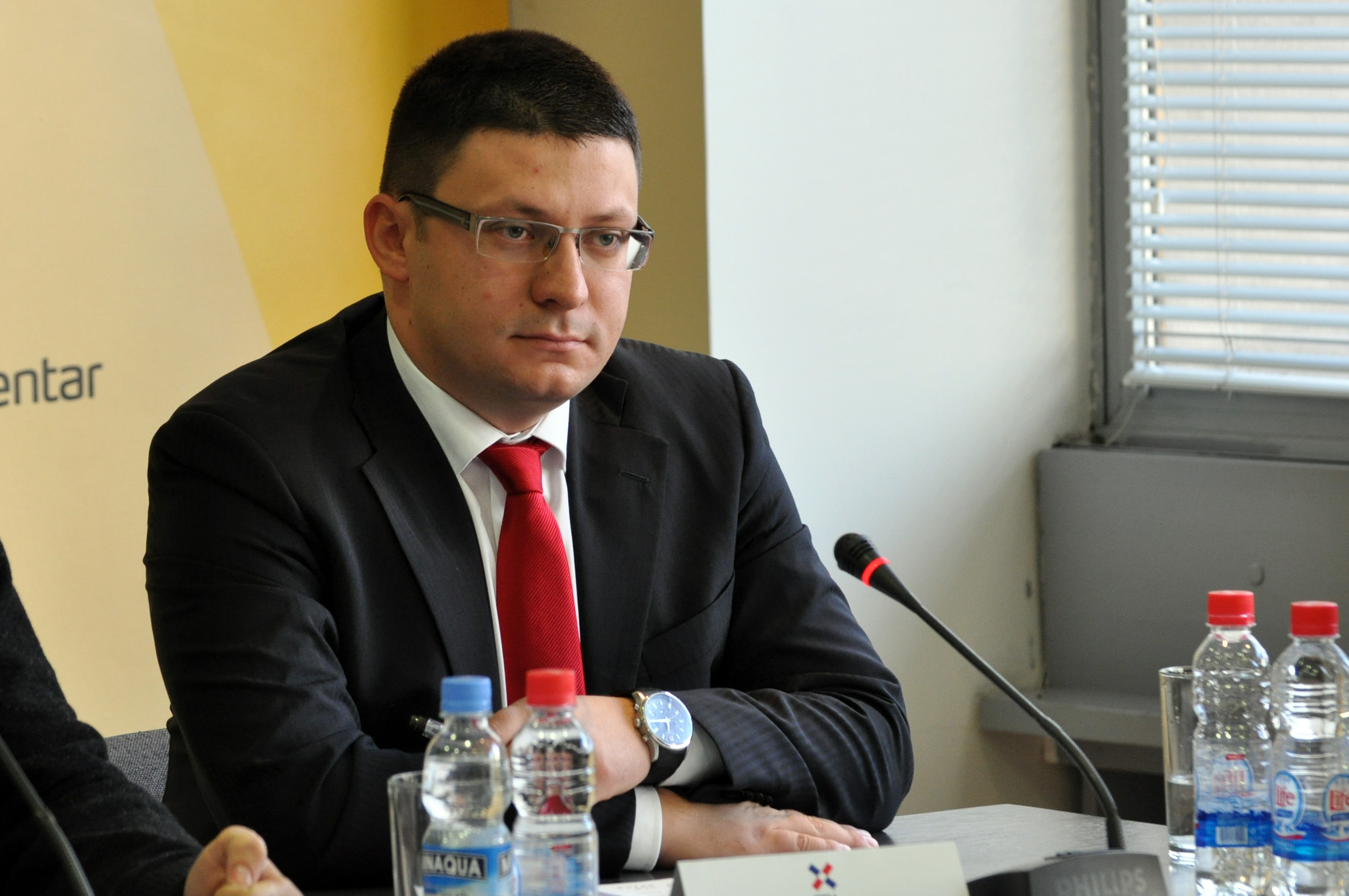 Šanse i rizici srpske politike na Kosovu i Metohiji