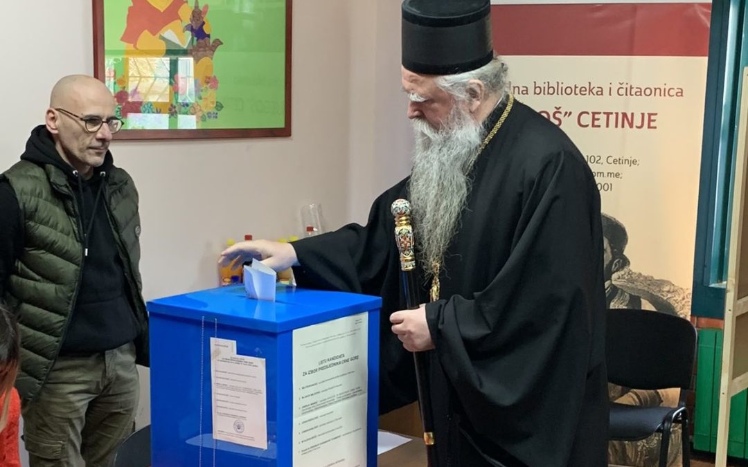 Mitropolit Joanikije glasao jutros na Cetinju