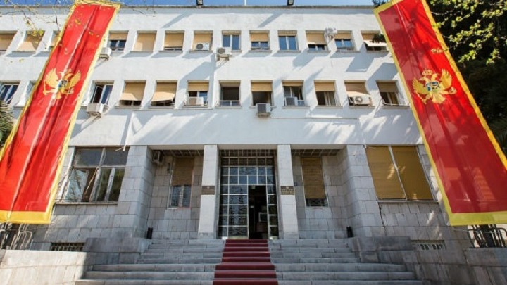 RASPUŠTANJEM SKUPŠTINE PRESTAJE I MANDAT POSLANIKA