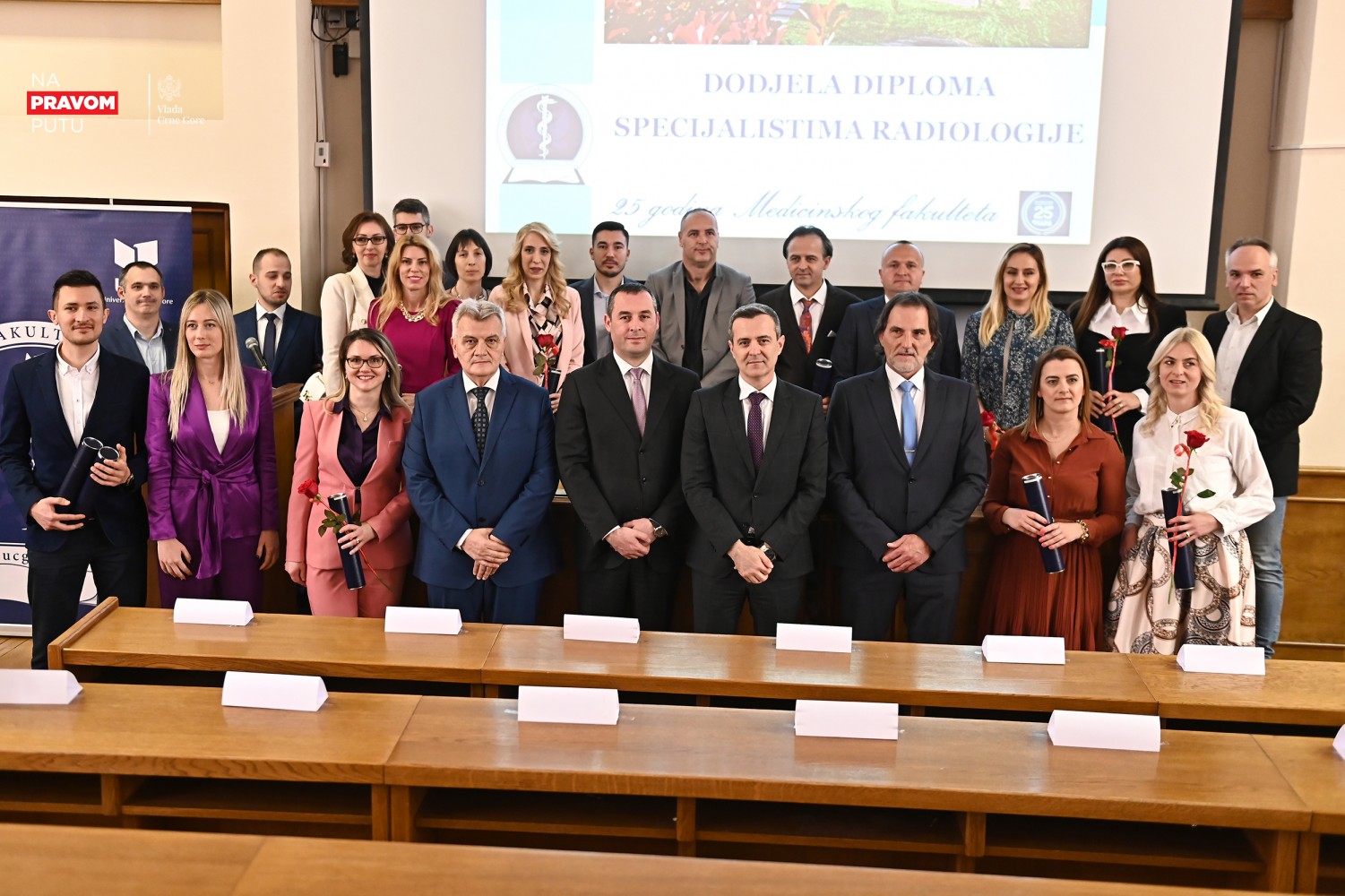 Na svečanoj ceremoniji Medicinskog fakulteta uručene diplome za ljekare specijaliste radiologije