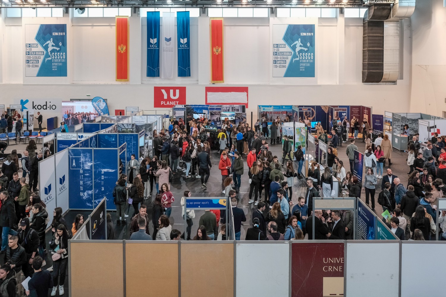 Puna sala Univerzitetskog sportsko-kulturnog centra: Diplome Univerziteta Crne Gore prepoznatljive na tržištu rada