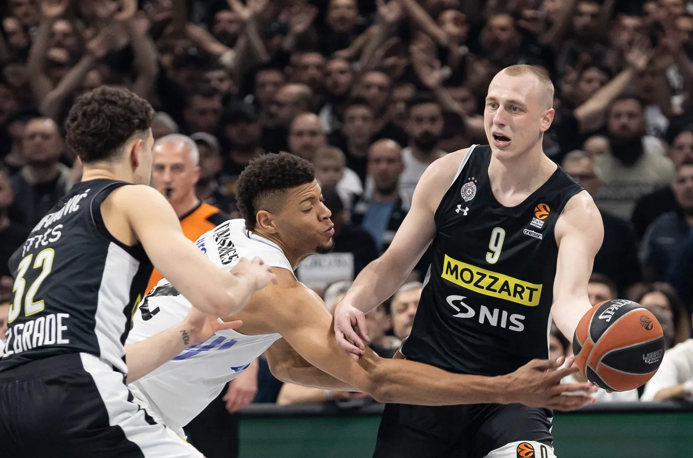 Rezime 32. kola Evrolige: Partizan može i uz oba poraza do plej-ofa, teško do pete pozicije iako pobijedi obje utakmice