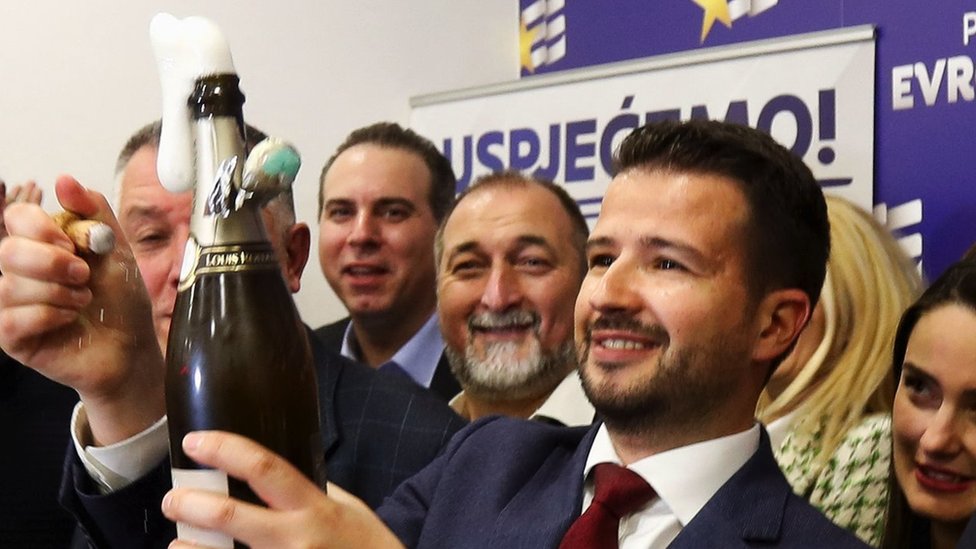 SREĆNO, JAKOVE!