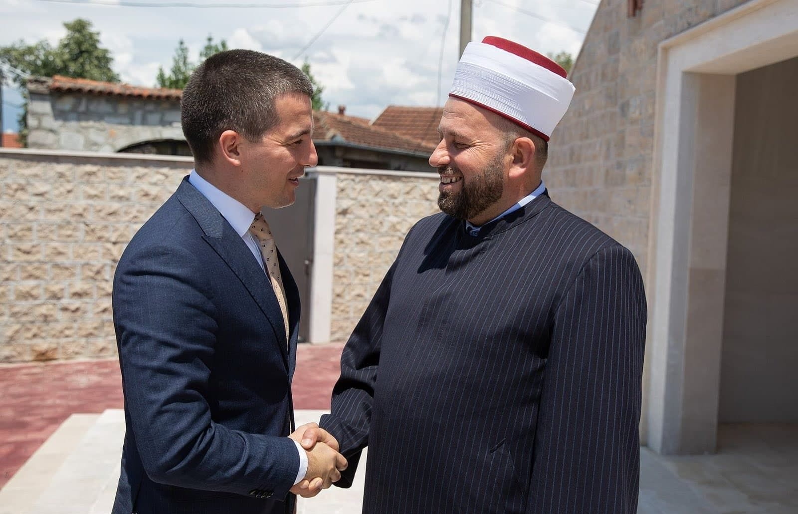 Bečić čestitao Ramazanski bajram: Želim da svete dane pred nama provedete u blagostanju