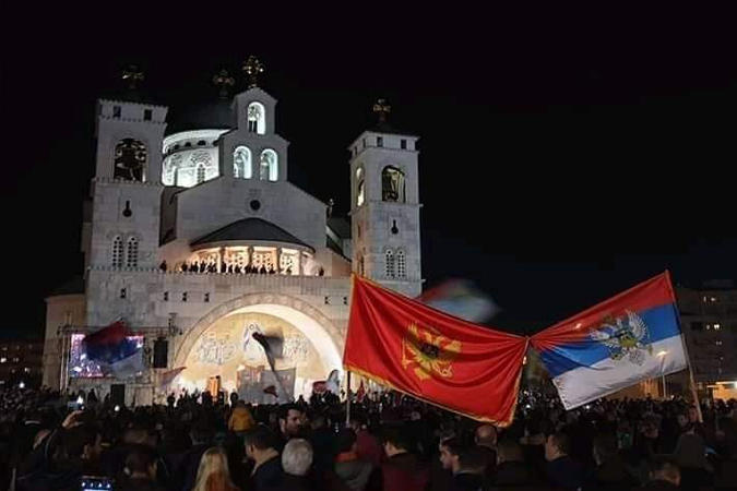 Istoričar Nemanja Dević: Tiho i dugoročno, Srbi u Crnoj Gori sada će biti pretapani u Crnogorce!